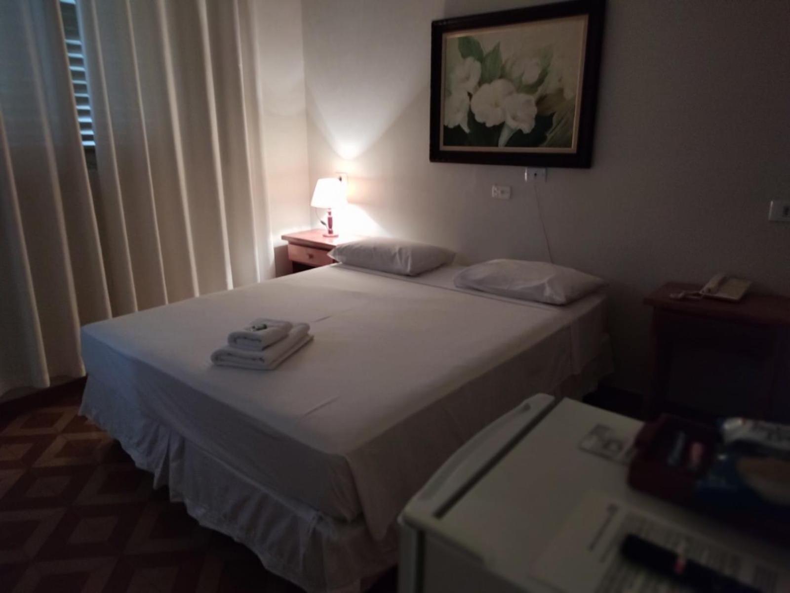 Casarao Hotel Brotas Esterno foto