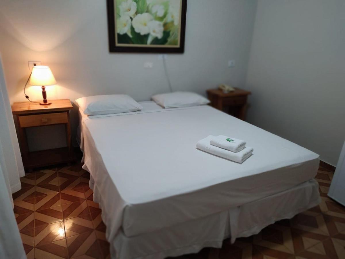 Casarao Hotel Brotas Esterno foto